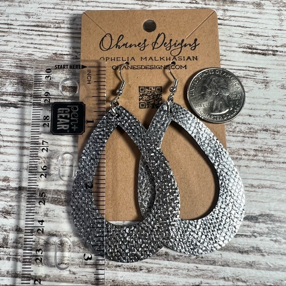 #17 Black and Silver Embossed Leather Earrings - Picture 6 of 7